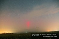 Polarlicht mit hellem Beamer über der Gohrisch Heide