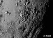 Bilder vom Pluto aufgenommen von New Horizon